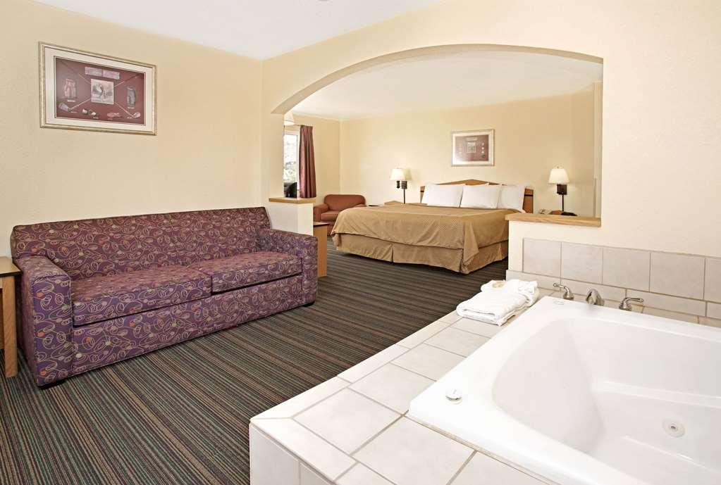 Days Inn & Suites By Wyndham Castle Rock Pokoj fotografie