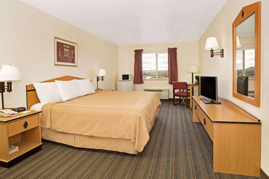 Days Inn & Suites By Wyndham Castle Rock Pokoj fotografie