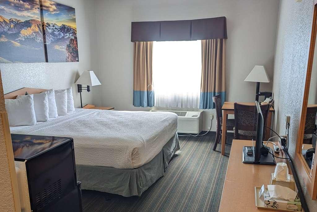 Days Inn & Suites By Wyndham Castle Rock Pokoj fotografie