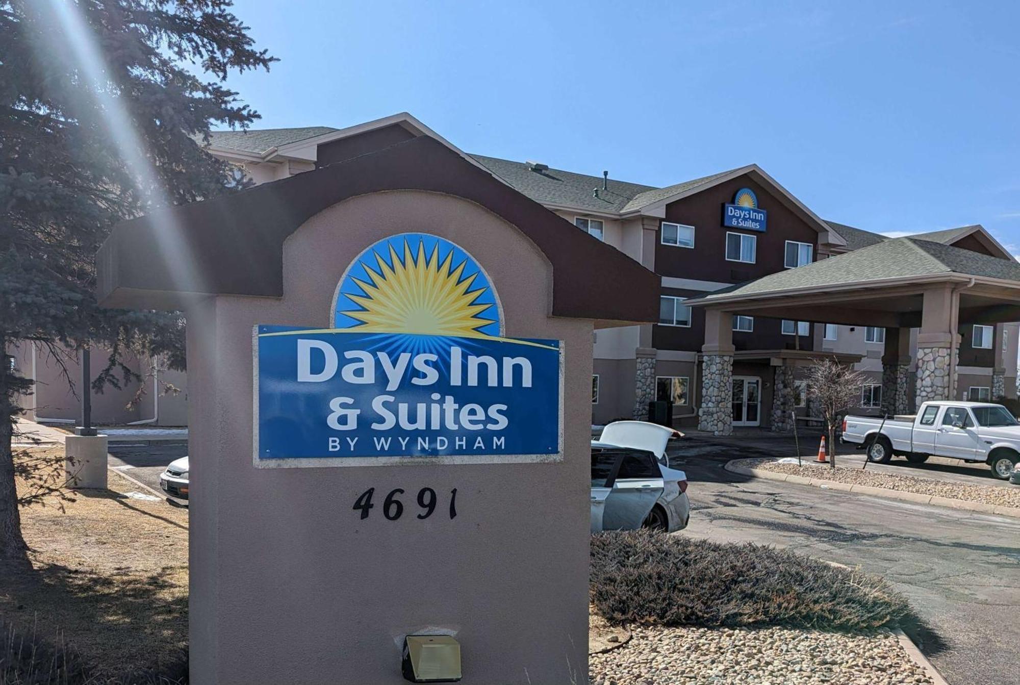Days Inn & Suites By Wyndham Castle Rock Exteriér fotografie